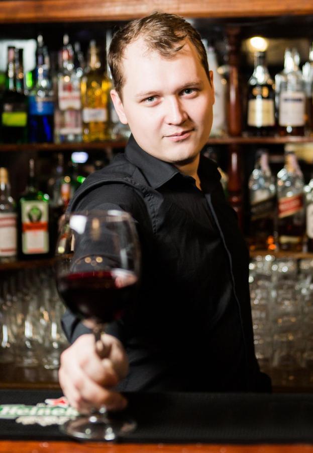 готельно-ресторанний комплекс мисливський двір Готель Київ